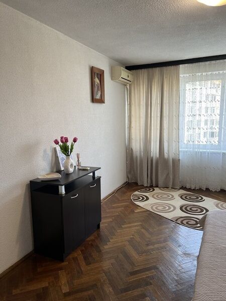 Cismigiu, Sala Palatului