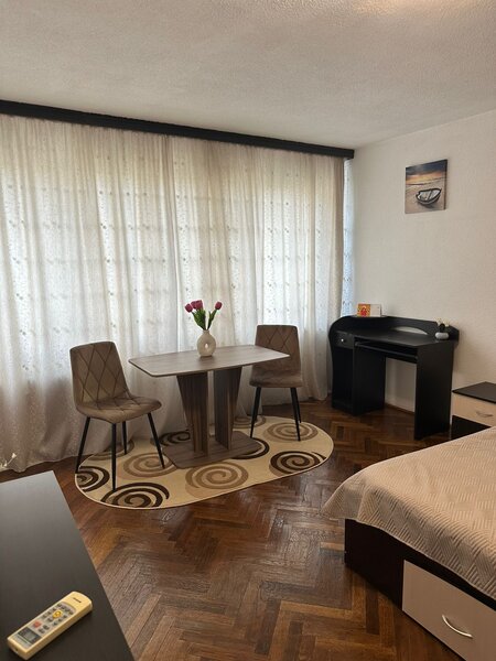 Cismigiu, Sala Palatului